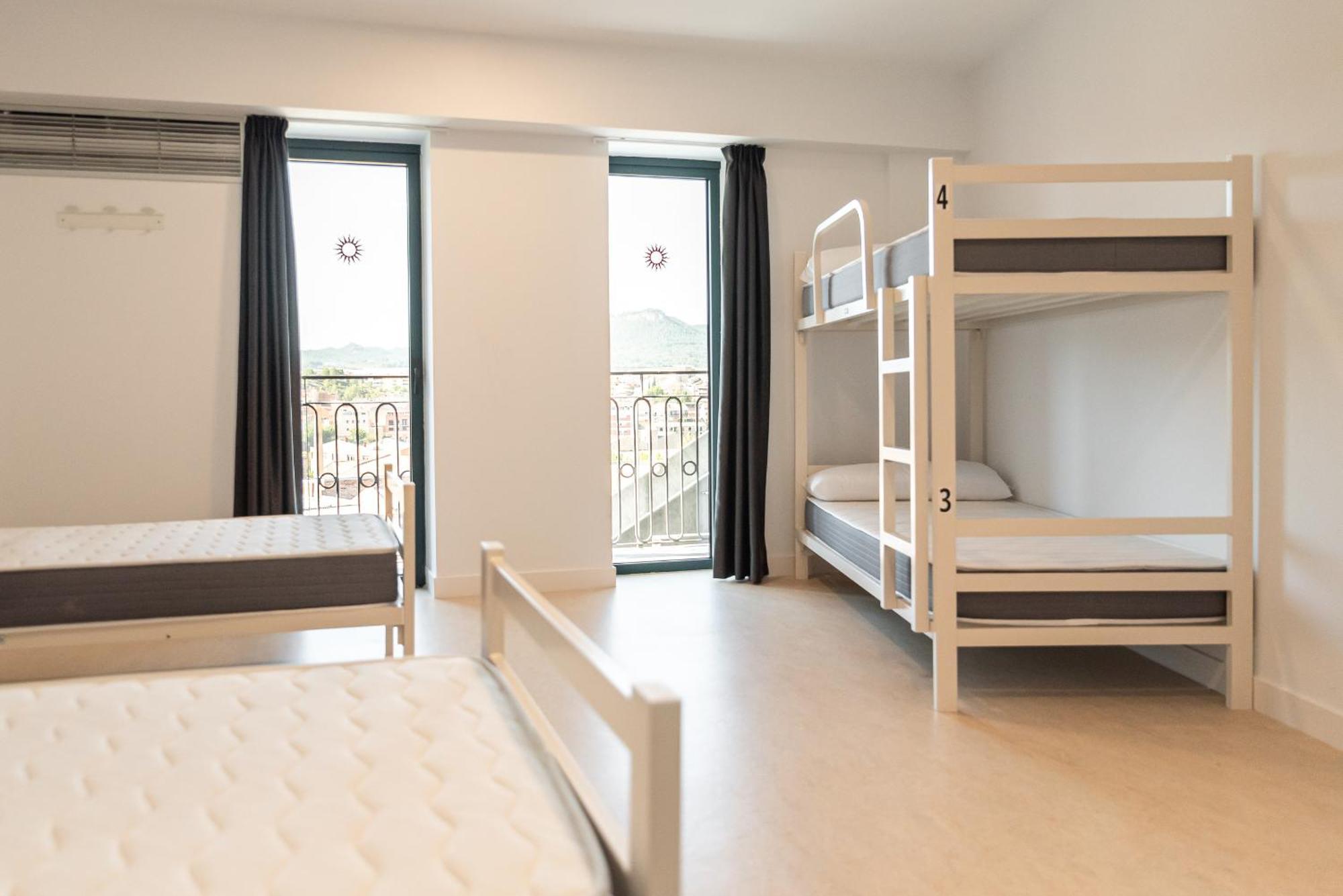 Cal Maco Alberg I Centre De Visitants Igualada Exteriör bild